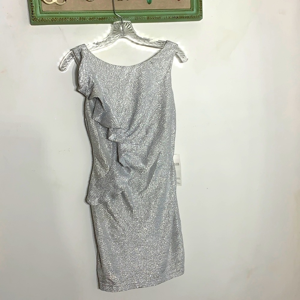 Hailey Logan Adrianna Papell Silver metallic mini Ruffle cocktail dress medium